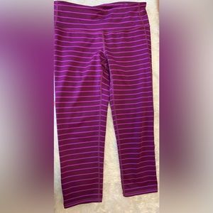 Athleta Pants & Jumpsuits Athleta Chaturanga Capri Striped Leggings. Sz Small